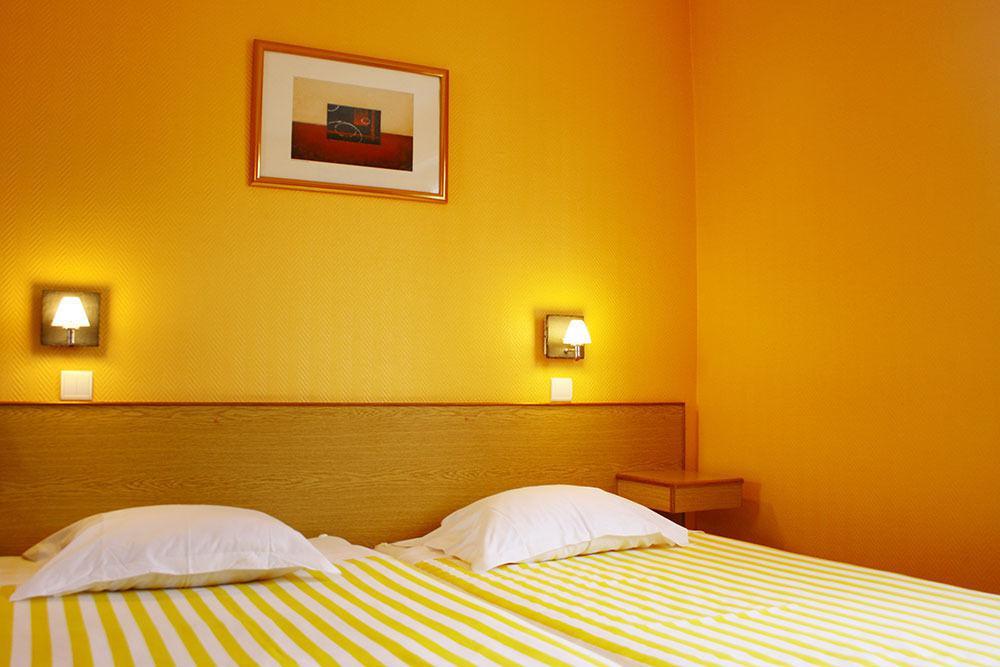 Hotel Restaurant De La Poste Mulhouse Est Bantzenheim Buitenkant foto